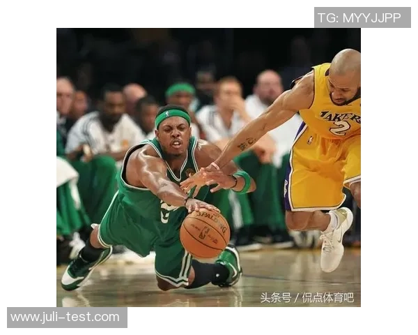 1997年公牛与湖人对决回顾:传奇球队的巅峰对抗与历史意义分析 1997年公牛与湖人对决回顾:传奇球队的巅峰对抗与历史意义分析