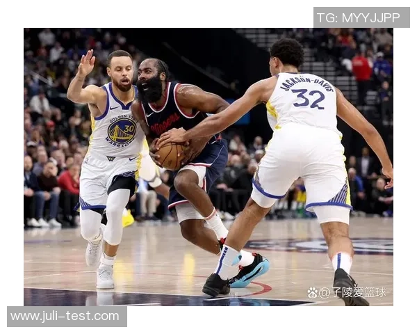 2015年国王队与快船队精彩对决录像回放全程回顾与分析 2015年国王队与快船队精彩对决录像回放全程回顾与分析