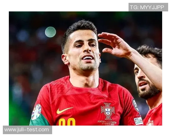 坎塞洛：从边后卫到全能战士的华丽转身与未来展望