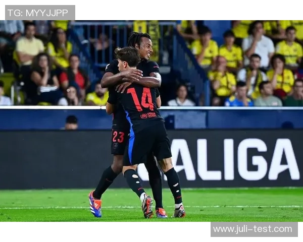 巴塞罗那与比利亚雷亚尔精彩对决回放全程回顾与分析