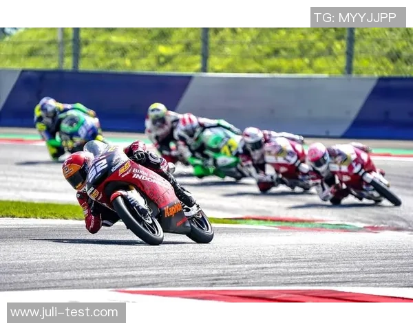 巴西国际迎战克里丘马争夺联赛积分全力以赴 巴西国际迎战克里丘马争夺联赛积分全力以赴